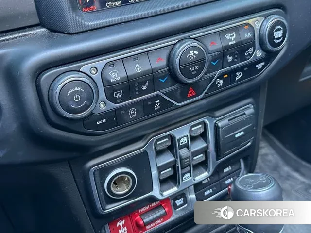 Jeep Wrangler (JL) id 3368435 из Кореи 17