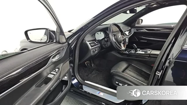 BMW 7 Series (G11) id 3698918 из Кореи 20