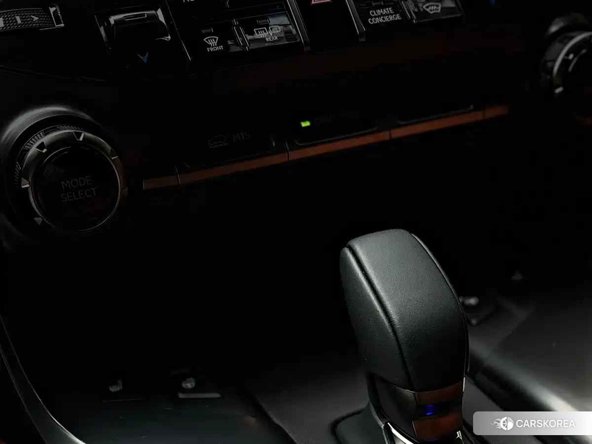 Lexus LX id 4606903 из Китая 13