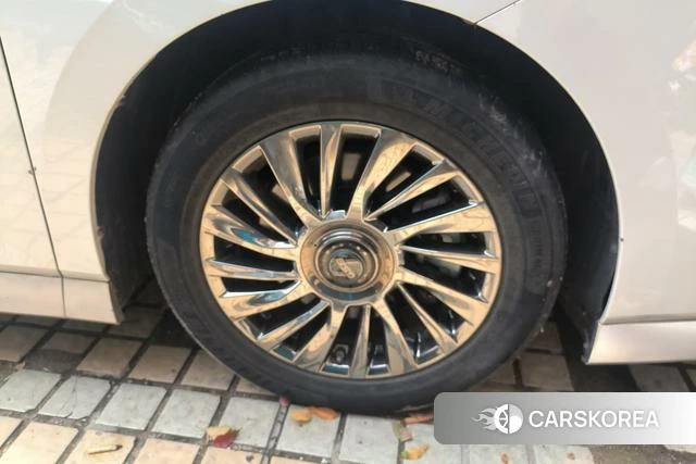 GAC Trumpchi Trumpchi M8 id 4241070 из Китая 17