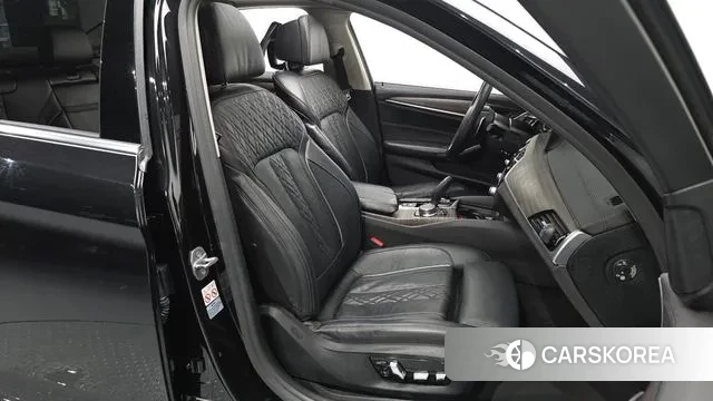 BMW 5 Series (G30) id 3004843 из Кореи 20