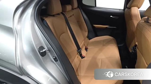 Lexus UX250h id 3492022 из Кореи 20