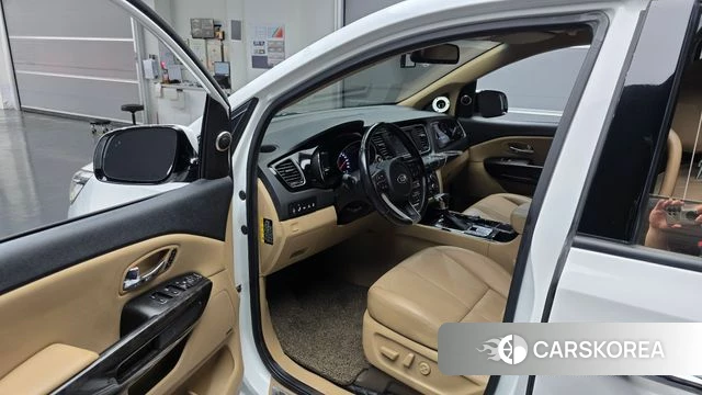 Kia The New Carnival id 4638177 из Кореи 40
