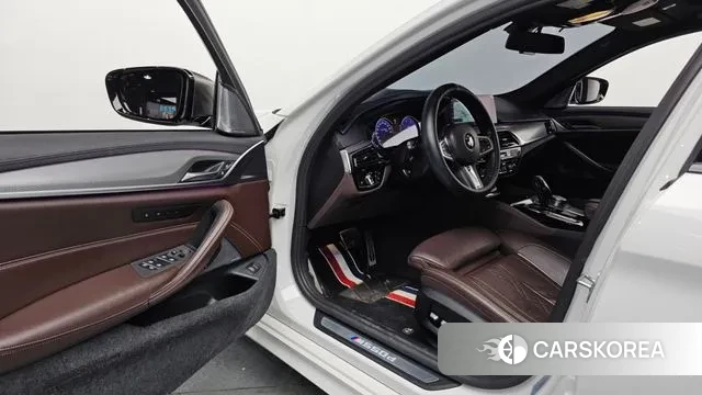 BMW 5 Series (G30) id 3520303 из Кореи 20