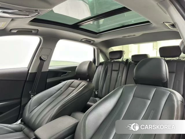 Audi A4L id 4253953 из Китая 15