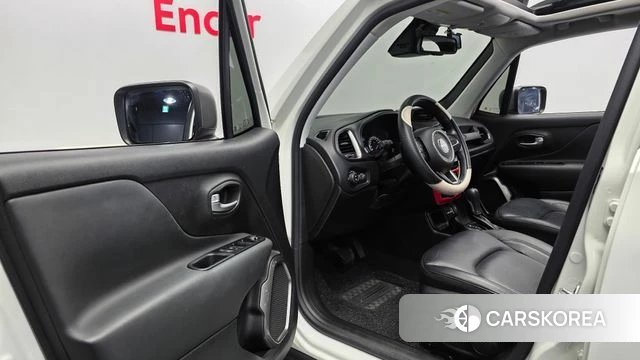 Jeep Renegade id 4284794 из Кореи 33