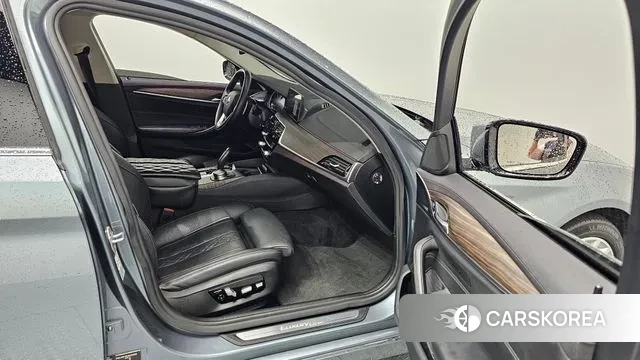 BMW 5 Series (G30) id 3004787 из Кореи 20