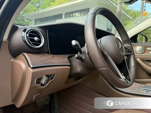 Mercedes-Benz E-class id 4314426 из Китая 66