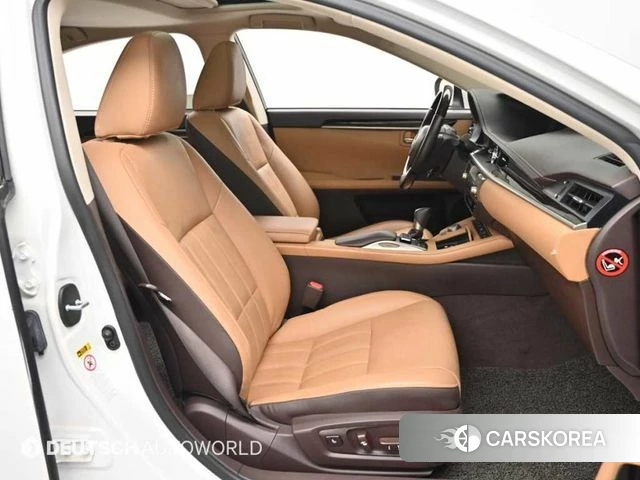 Lexus New ES300h id 4543748 из Кореи 20