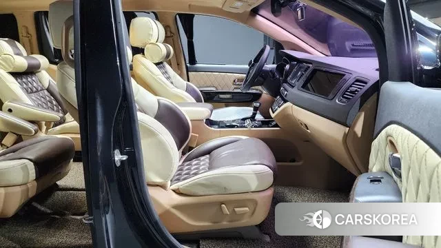 Kia The New Carnival id 3123219 из Кореи 20