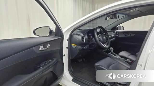 Kia Come New K3 id 3924771 из Кореи 20