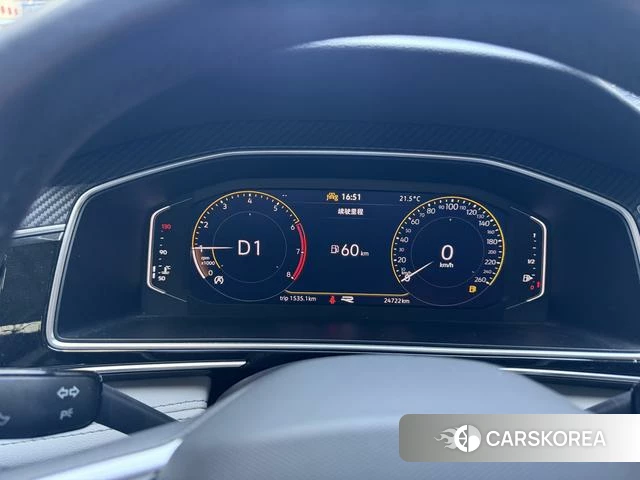 Volkswagen Tiguan L id 4275745 из Китая 28