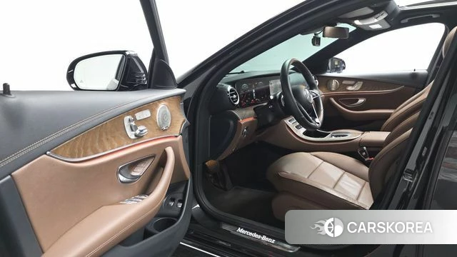 Mercedes-Benz E-Class W213 id 4619559 из Кореи 35