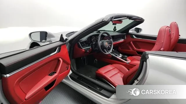 Porsche 911(992) id 3659216 из Кореи 20