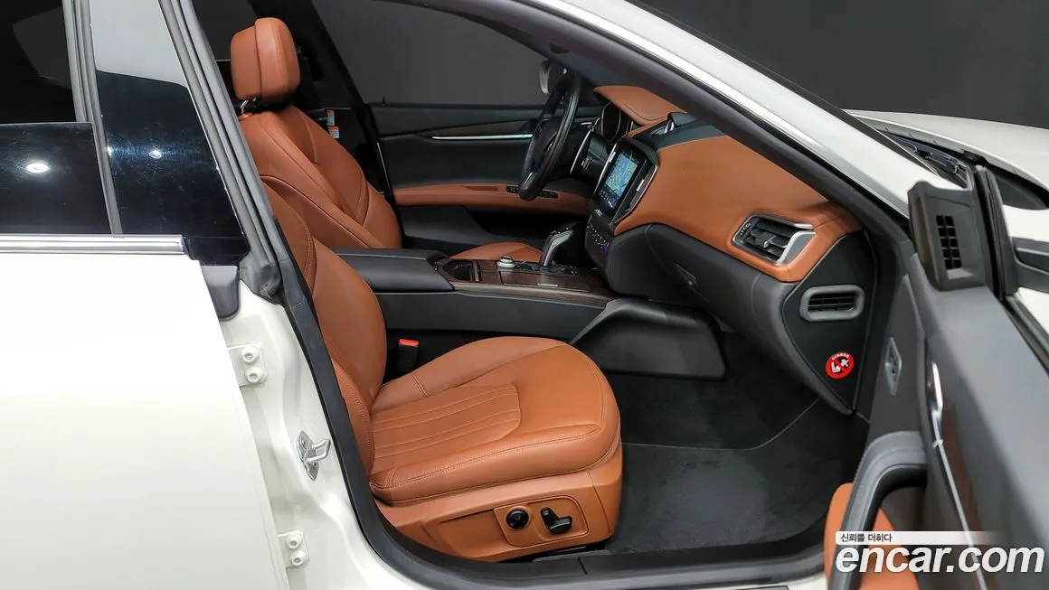 Maserati Ghibli id 1434629 из Кореи 20