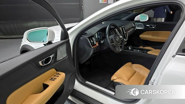 Volvo V60 Cross-Country 2nd Generation id 4316873 из Кореи 32