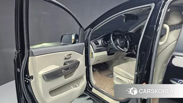 Kia The New Carnival id 3183172 из Кореи 20