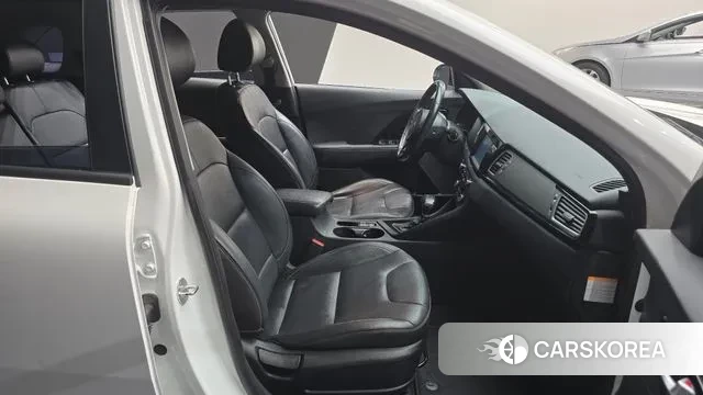 Kia Niro id 3703859 из Кореи 20