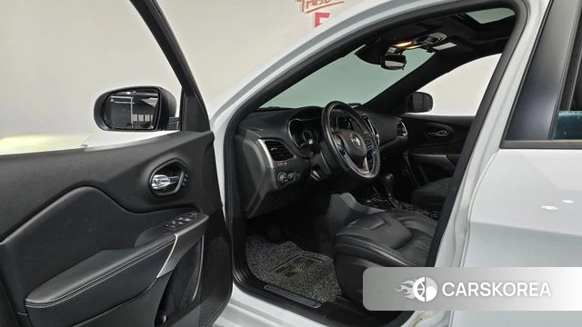 Jeep Cherokee (KL) id 3852554 из Кореи 20