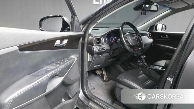 Kia The New Sorento id 4667828 из Кореи 33