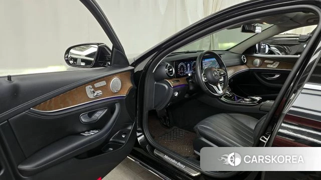 Mercedes-Benz E-Class W213 id 4019709 из Кореи 20