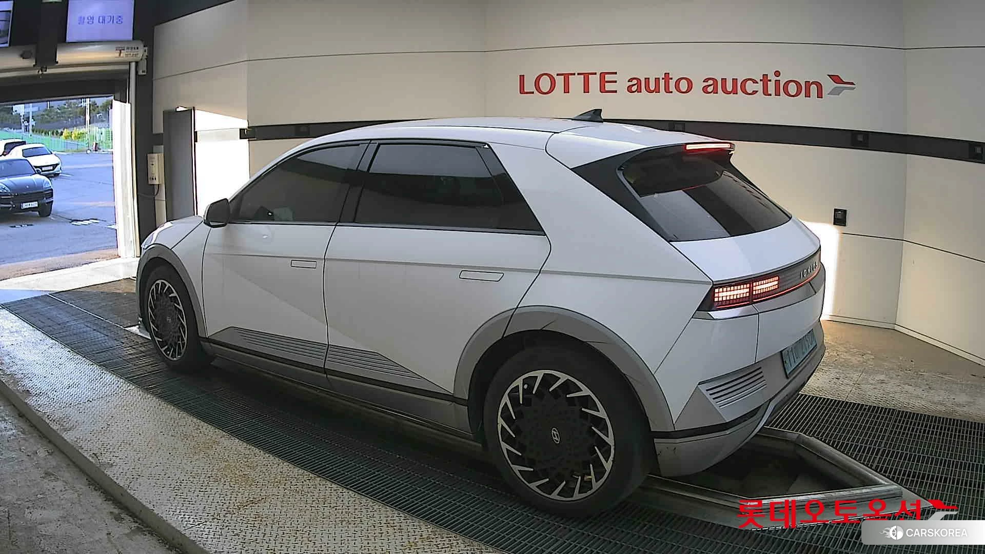 Hyundai IONIQ 5 id 4296720 из Кореи 37