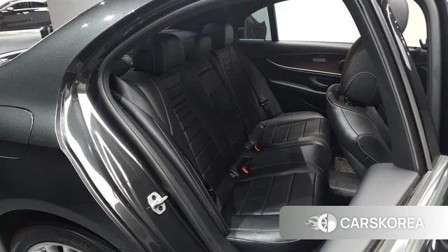 Mercedes-Benz E-Class W213 id 3207997 из Кореи 20
