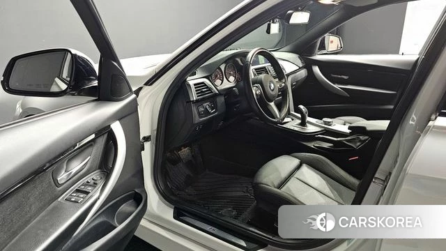 BMW 3 Series (F30) id 3942999 из Кореи 20