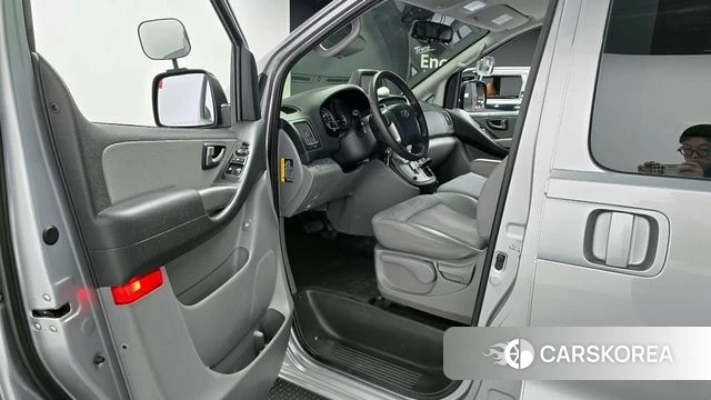 Hyundai The New Grand Starex id 4362295 из Кореи 30