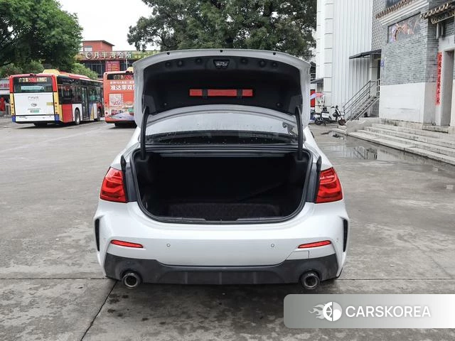 BMW 1 series id 4273446 из Китая 30