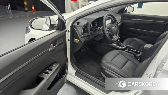 Hyundai Avante AD id 4390615 из Кореи 30