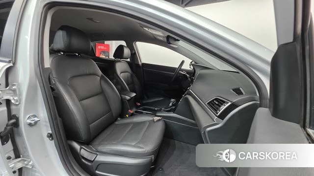 Hyundai Avante AD id 4491143 из Кореи 30