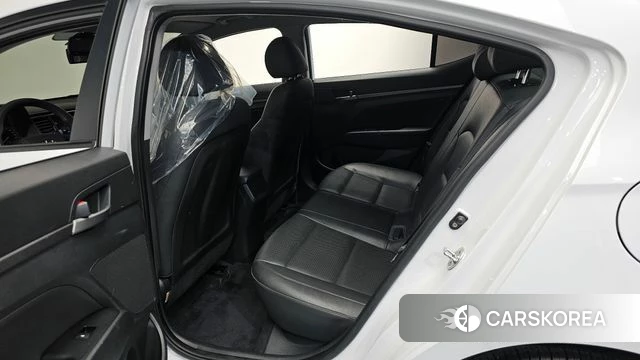 Hyundai Avante AD id 4610412 из Кореи 30