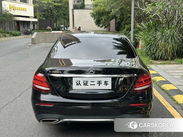 Mercedes-Benz E-class id 4221316 из Китая 17