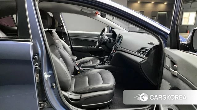 Hyundai Avante AD id 3845680 из Кореи 20