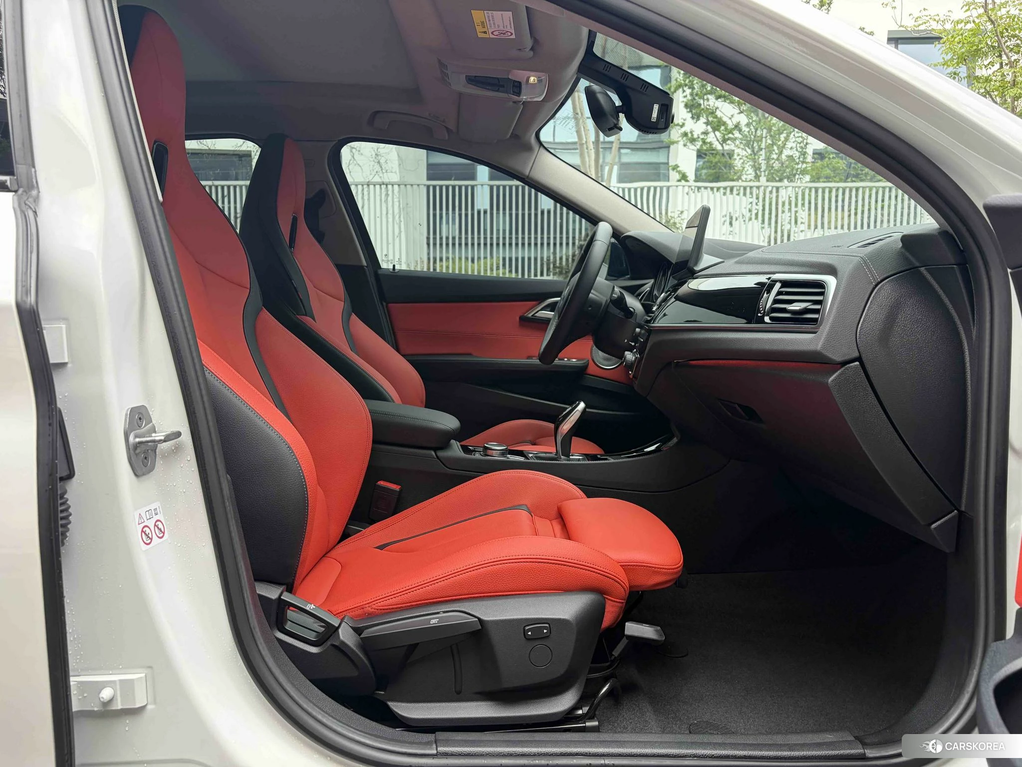 BMW 1 series id 4467388 из Китая 14