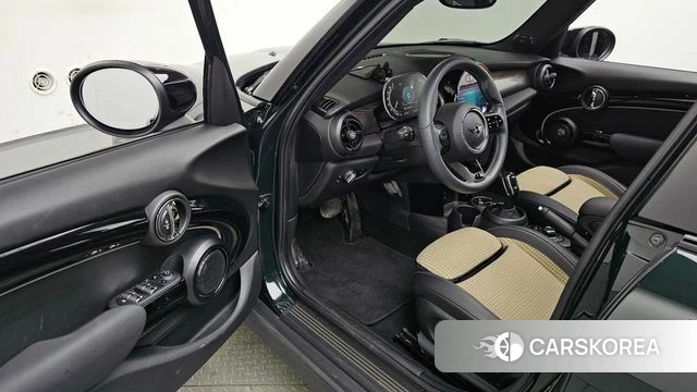 Mini Cooper S id 4725982 из Кореи 20