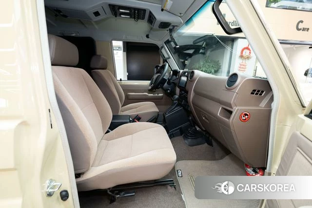 Toyota Land Cruiser 70 Series id 4278662 из Китая 27