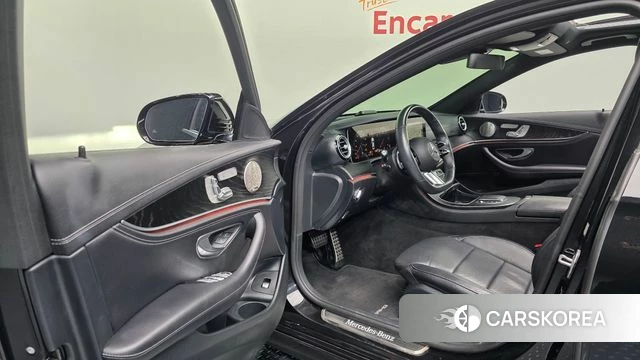 Mercedes-Benz E-Class W213 id 4745504 из Кореи 32