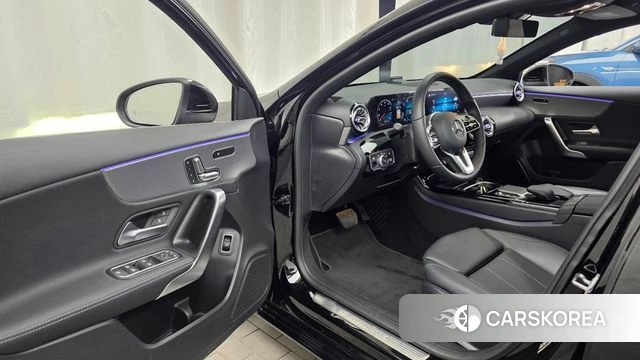 Mercedes-Benz A-Class W177 id 4698048 из Кореи 31