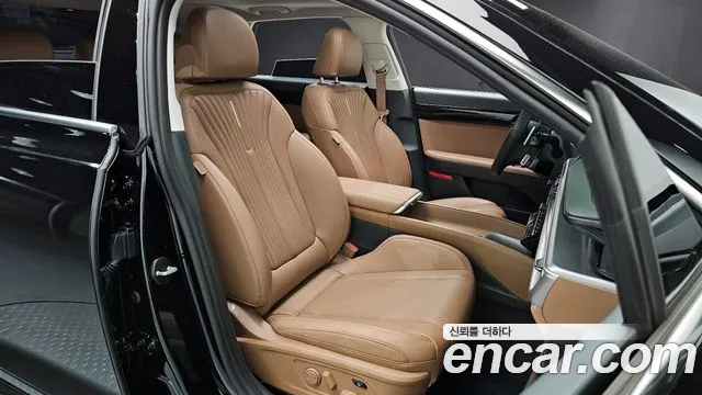 Hyundai Grandeur (GN7) id 2644745 из Кореи 20