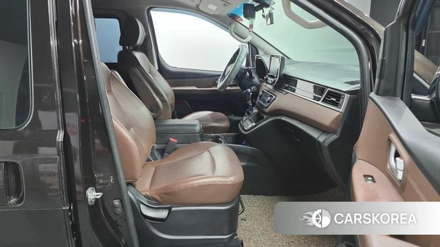 Hyundai The New Grand Starex id 3873725 из Кореи 20