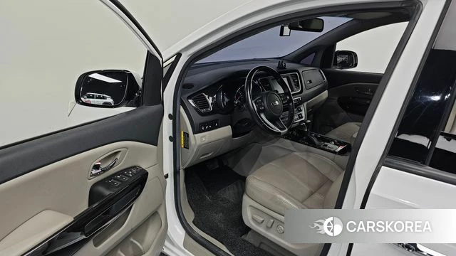 Kia The New Carnival id 3917421 из Кореи 20