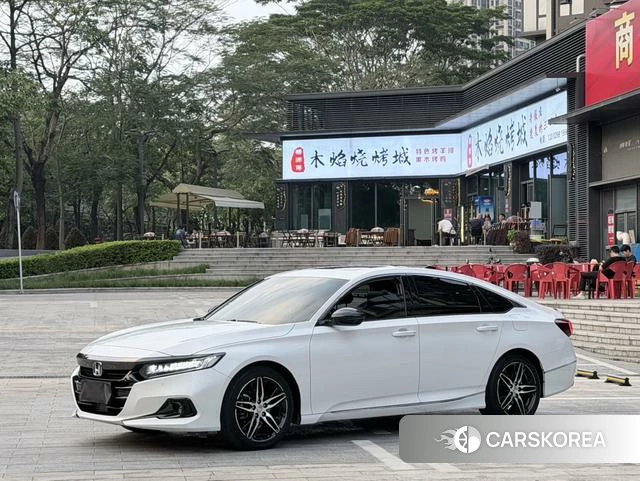Honda Accord id 4297712 из Китая 10