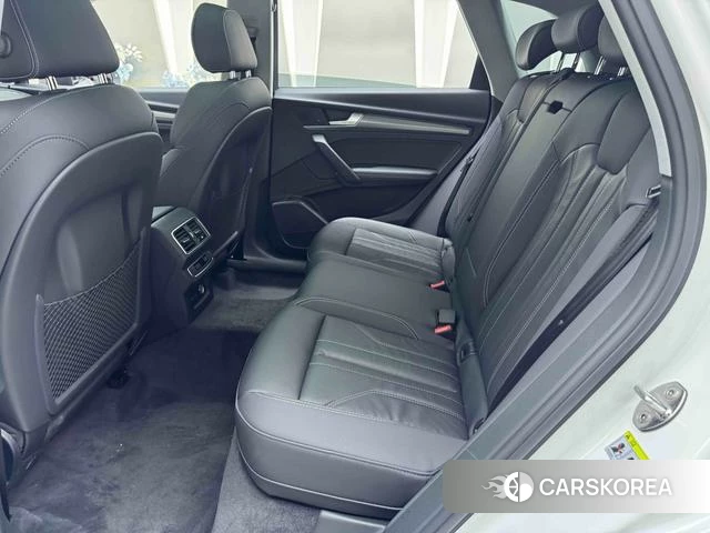 Audi Q5L id 4333740 из Китая 18