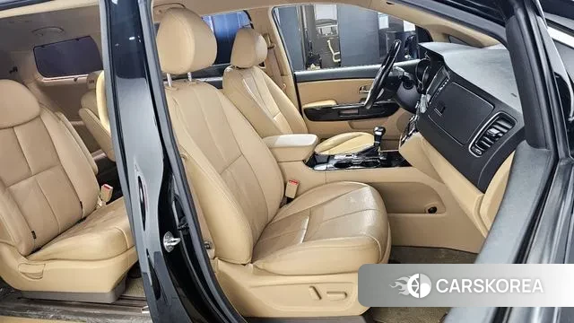 Kia The New Carnival id 2452859 из Кореи 20