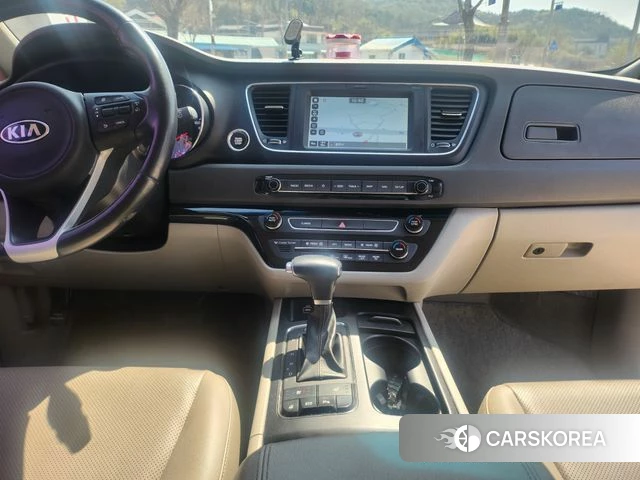 Kia All New Carnival id 3925172 из Кореи 13