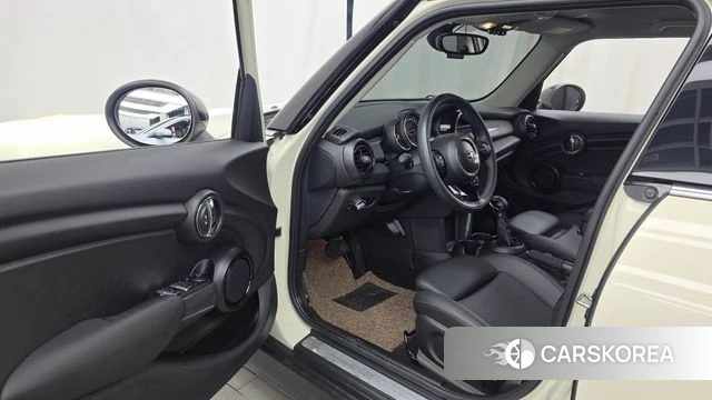 Mini Cooper id 4530528 из Кореи 30