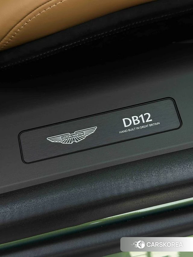 Aston Martin DB12 id 4182520 из Китая 28