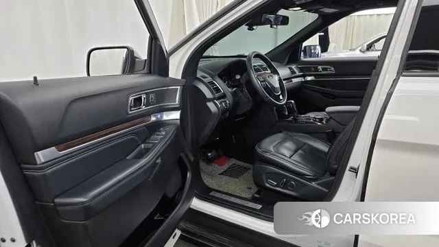 Ford Explorer id 3698681 из Кореи 20